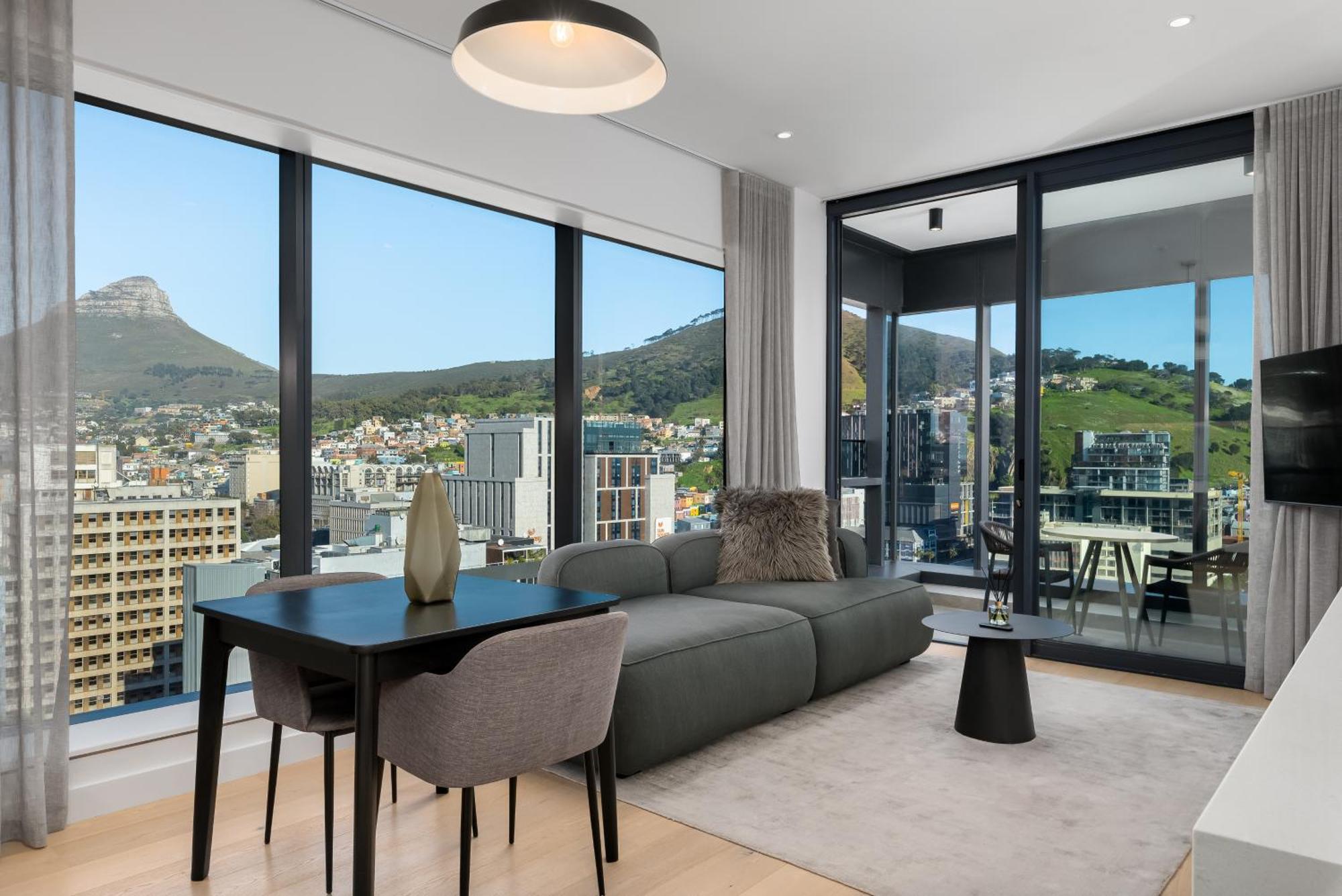 The Rubik Luxury Apartamento
